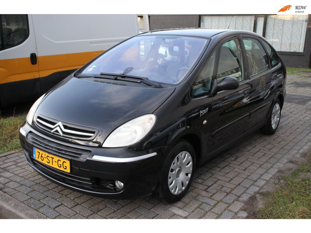 Citroën Xsara Picasso - 1.6i-16V Caractère Trekhaak Climate Cruise Parkeersensoren APK NAP - AutoWereld.nl