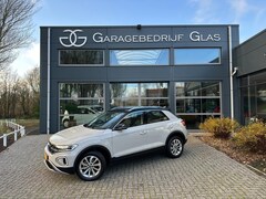 Volkswagen T-Roc - 1.5 TSI style two tone ascot grey