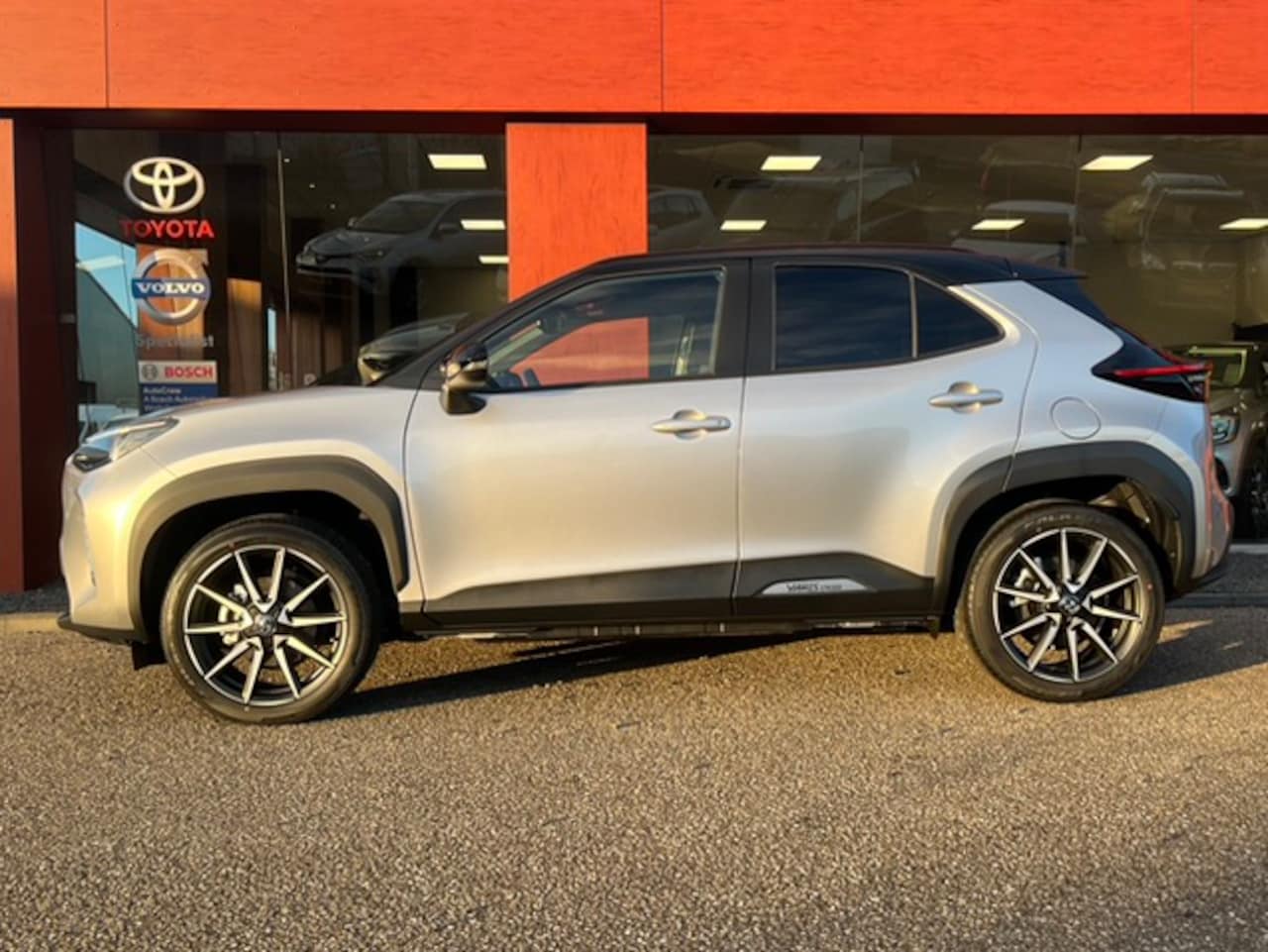 Toyota Yaris Cross - 1.5 Hybrid 130 GR Sport Plus Pack - AutoWereld.nl