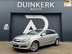 Opel Astra GTC - 1.6 Cosmo | Airco | Leer | Stoelverwarming | NAV | Parkeersensoren | Trekhaak