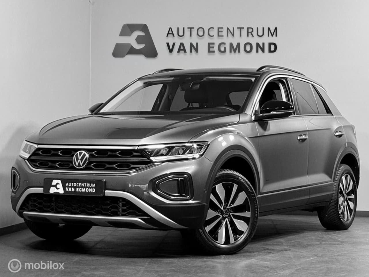 Volkswagen T-Roc - 1.5 TSI DSG | CARPLAY | AD. CRUISE | PDC - AutoWereld.nl