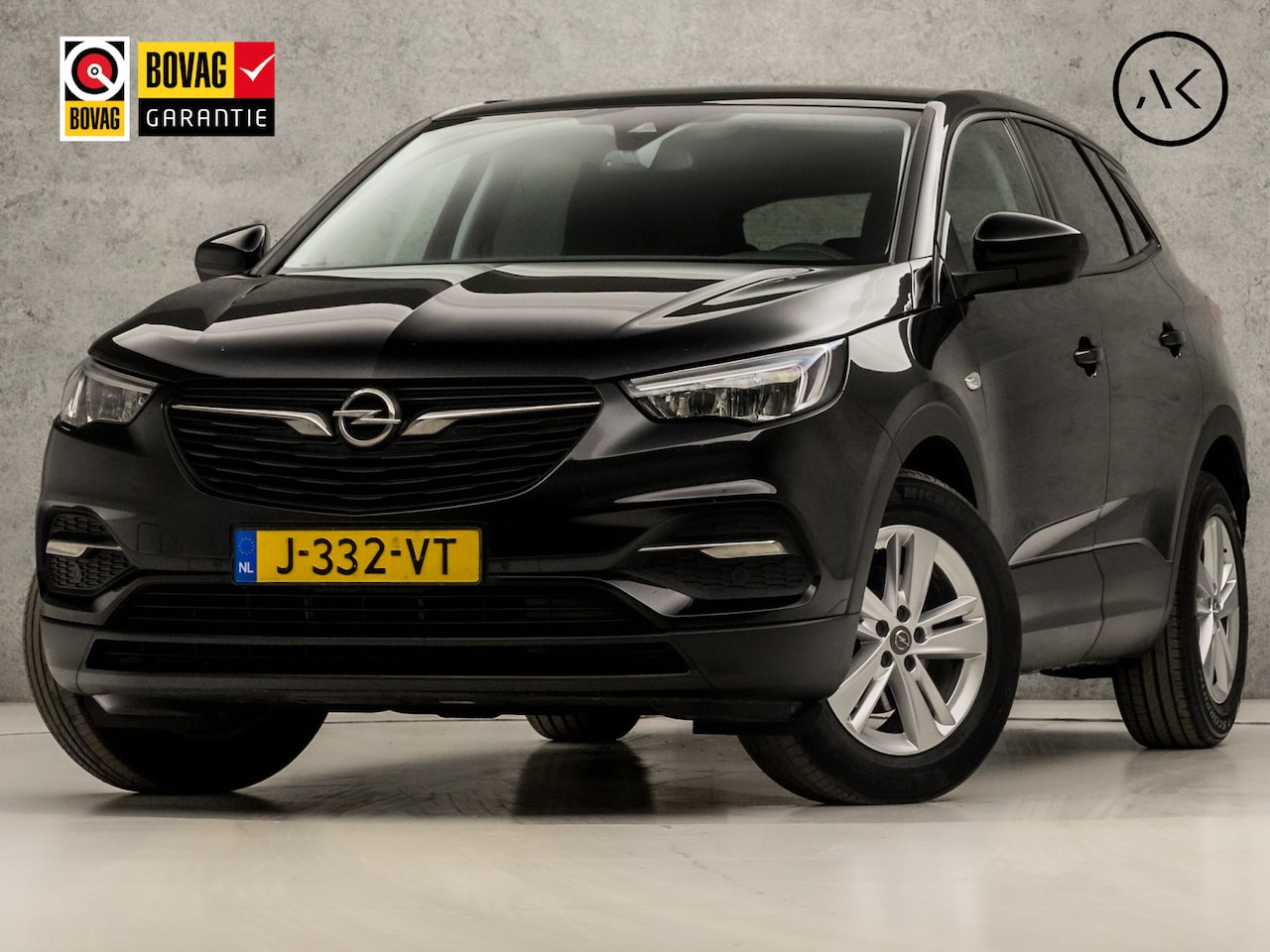 Opel Grandland X - 1.2 Turbo Sport Automaat (APPLE CARPLAY, GROOT NAVI, GETINT GLAS, CRUISE, SPORTSTOELEN, PA - AutoWereld.nl