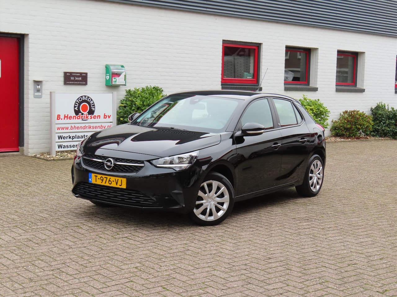 Opel Corsa Electric - 50kWh 136pk Aut (11 kw boordlader) Edition Level 2/ SOH 97%/ All season banden/ Apple Carp - AutoWereld.nl