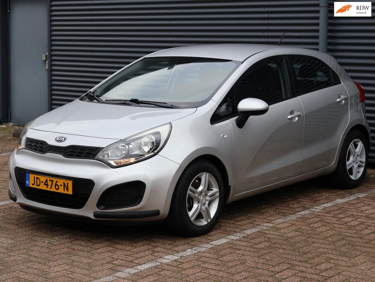 Kia Rio - 1.2 CVVT|Carplay|Navi|LMV|Nwe. APK - AutoWereld.nl