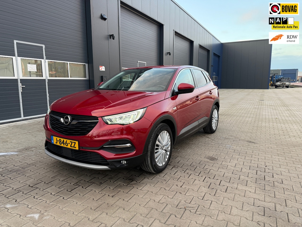 Opel Grandland X - 1.2 Turbo Innovation pdc-cruise-Lane assist-trekhaak - AutoWereld.nl