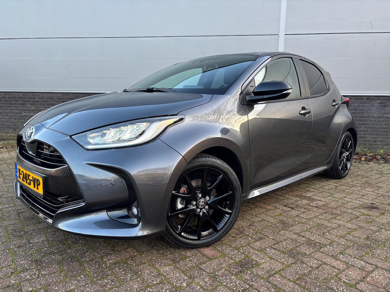 Toyota Yaris - 1.5 Hybrid Executive NL-Auto Zeer compleet ! - AutoWereld.nl