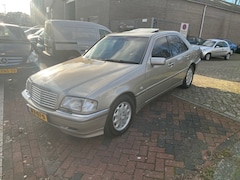 Mercedes-Benz C-klasse - 280 Classic Leder 4X elek ramen