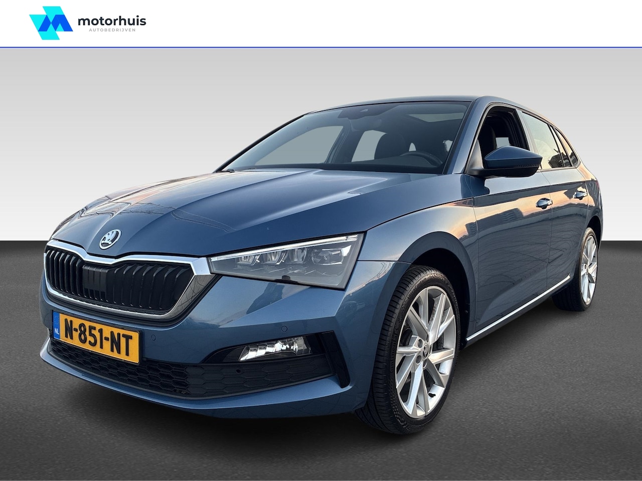 Skoda Scala - 1.0 TSI 110PK AUTOMAAT BUSINESS EDITION PANO VIRTUAL NAVI WINTERPACK NAP - AutoWereld.nl