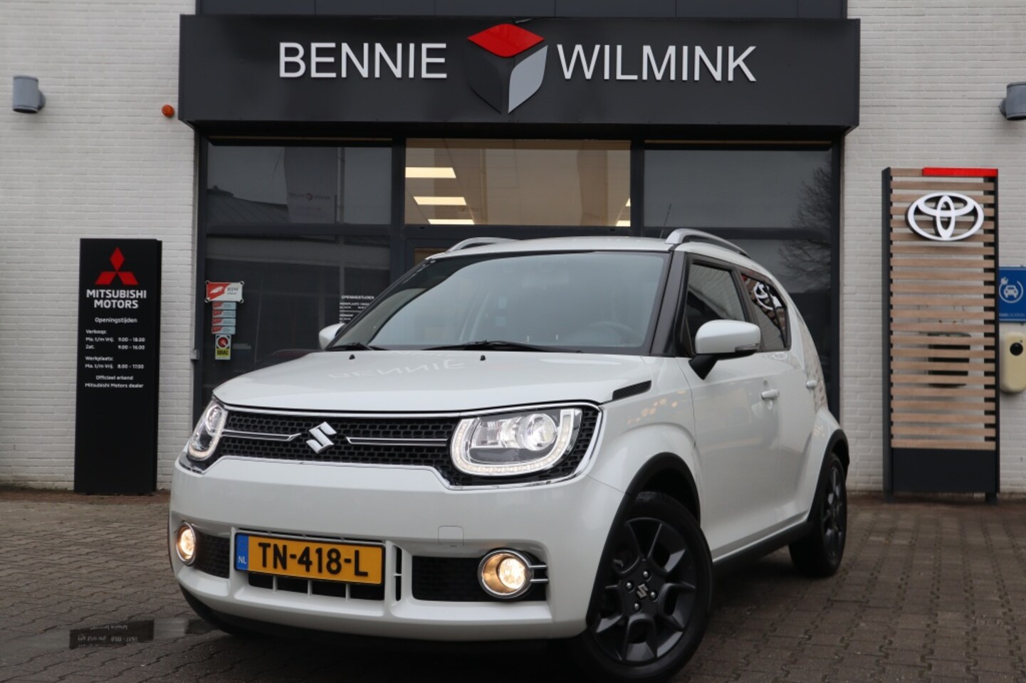 Suzuki Ignis - 1.2 Stijl Automaat Cruise/Navi/Keyless - AutoWereld.nl