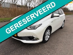 Toyota Auris Touring Sports - 1.8 Hybrid Lease pro Pano Cam Stoel Dealer