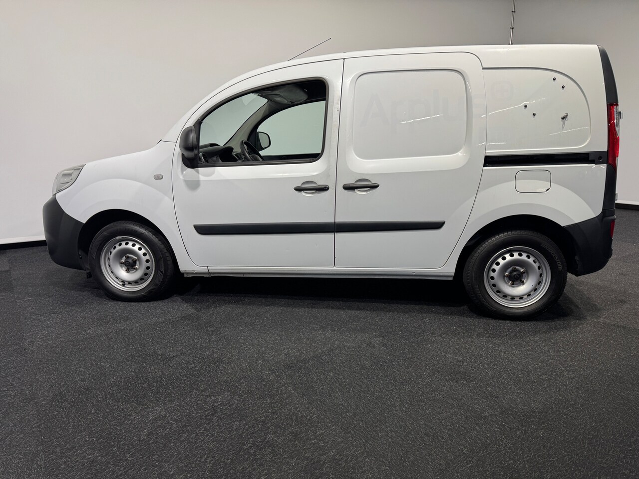 Renault Kangoo - 1.5dsl Euro 6 Schade aan zijkant - AutoWereld.nl