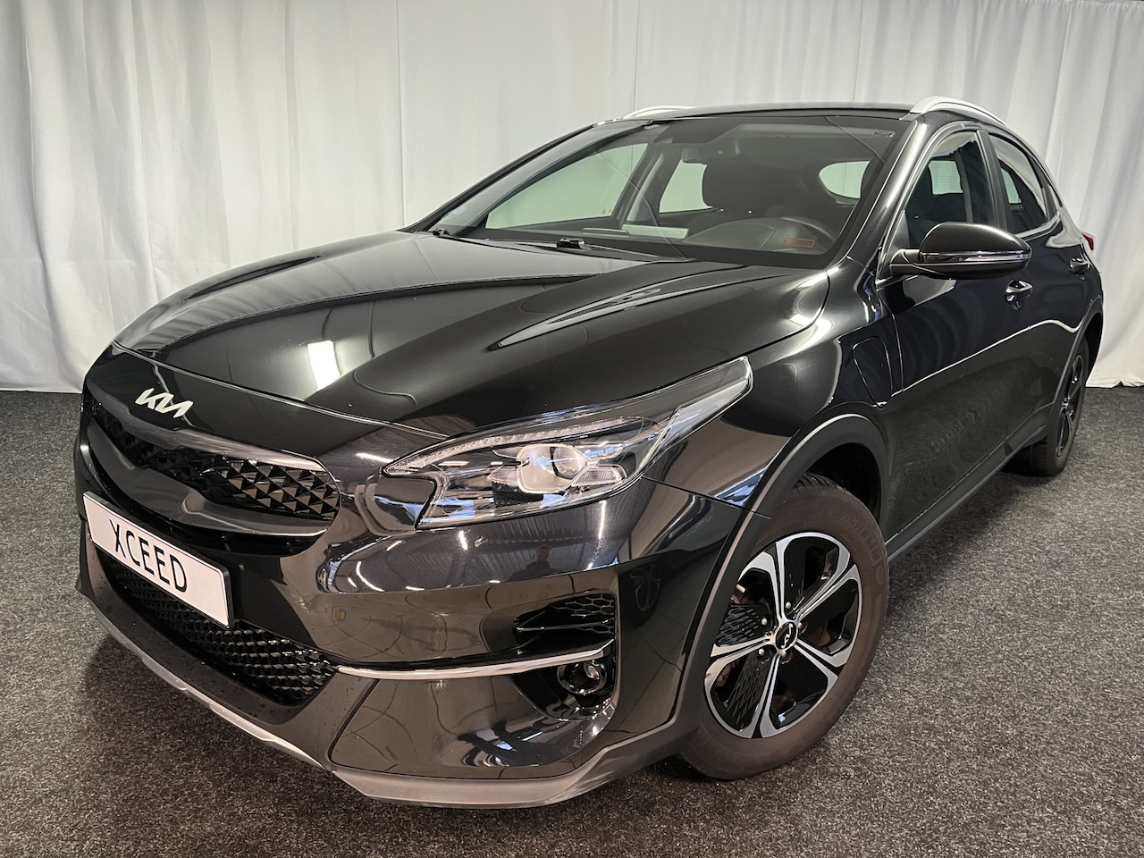 Kia XCeed - 1.6 GDi PHEV PLUG-IN DynamicLine ECC/CAMERA/APPLE/STOELVERW. - AutoWereld.nl