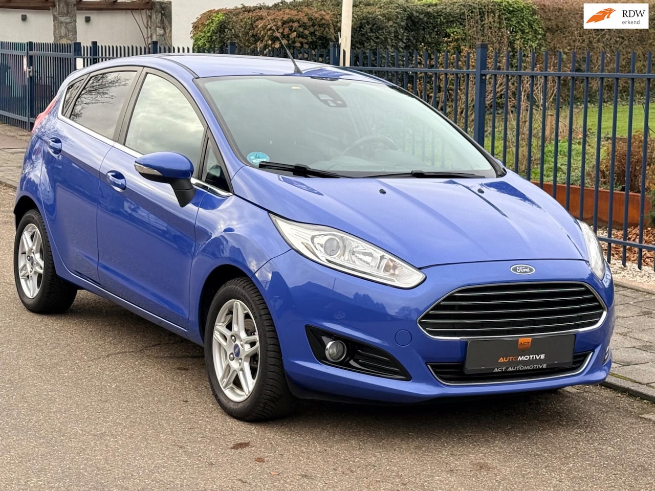 Ford Fiesta - 1.0 EcoBoost Titanium Individual LEDER / CRUISE - AutoWereld.nl