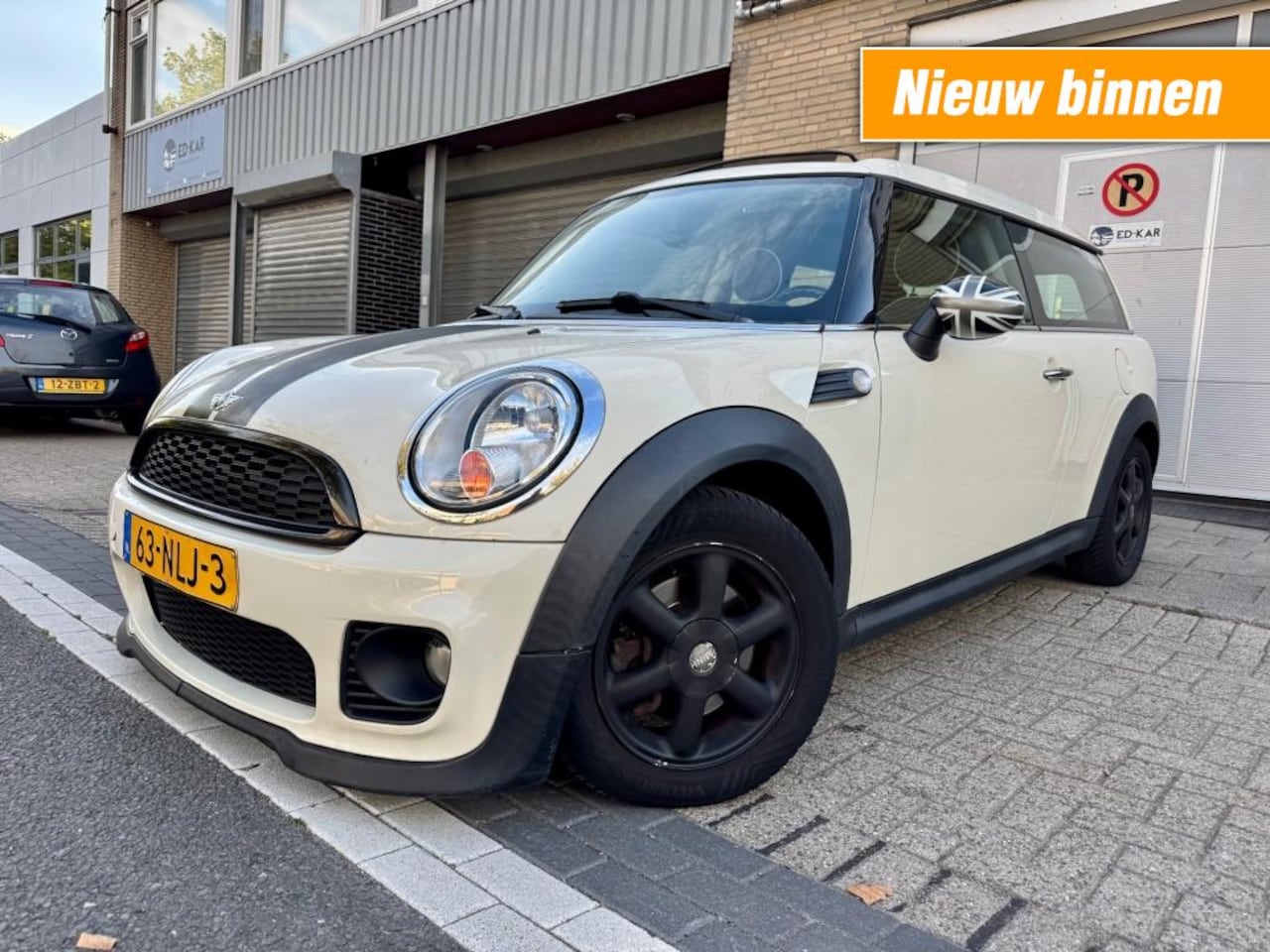 MINI Clubman - 1.6 One Business Line AUT LEER PANO NAP APK 10-2026 - AutoWereld.nl
