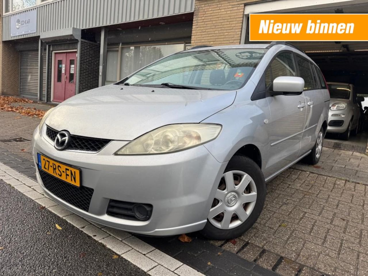 Mazda 5 - 2.0 Touring 7P AIRCO TREKHAAK RIJDT GOED NAP - AutoWereld.nl