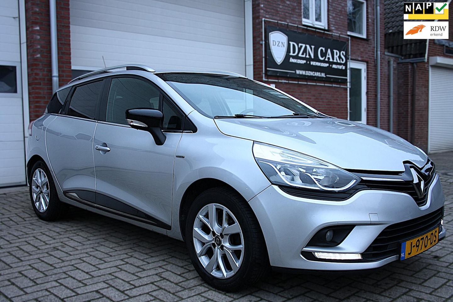 Renault Clio Estate - 0.9 TCe Limited - 1ste eigenaar - Dealer onderhouden - cruise control - Airco - Multimedia - AutoWereld.nl