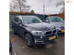 BMW X5 - XDrive35i High Executive AUTOMAAT/xenon/Leer