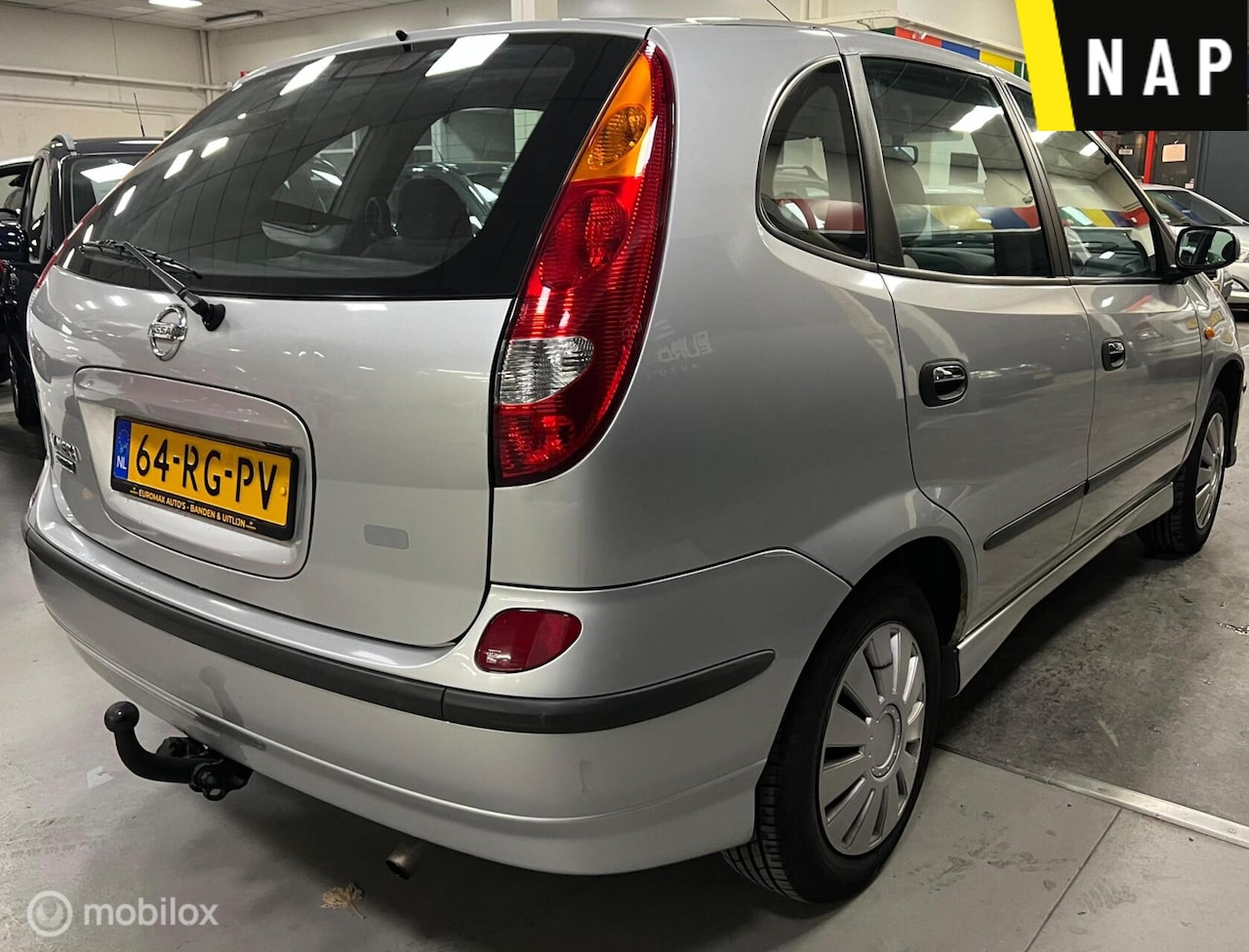 Nissan Almera Tino - 1.8 NAP/Airco/NAV - AutoWereld.nl