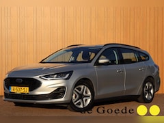 Ford Focus Wagon - 1.0 EcoBoost Hybrid Connected org.NL trekhaak