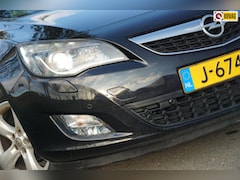 Opel Astra - 1.4 Turbo Cosmo - Diamond Black - Leder/Stoelverwarming/Dak- Super compleet