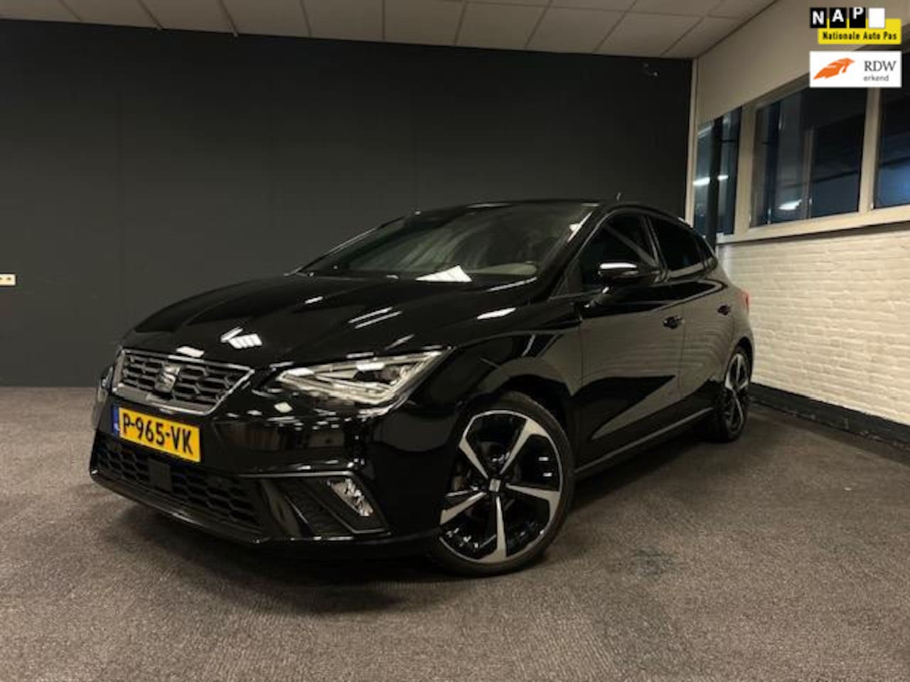 SEAT Ibiza - 1.0 EcoTSI FR /FULL LED/ALCANTARA/CARPLAY/SFEER VERLICHTING - AutoWereld.nl