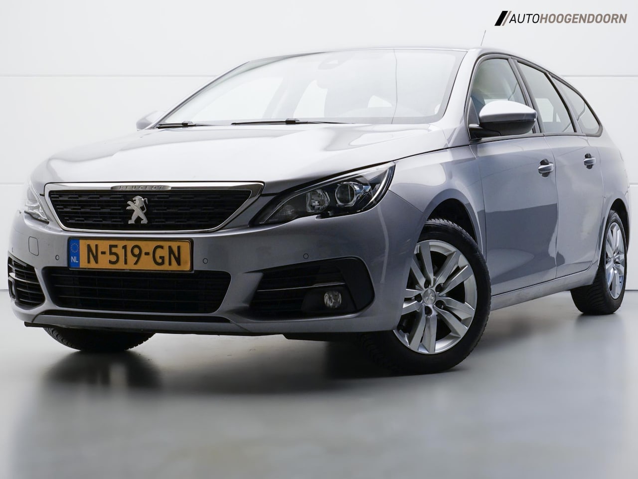 Peugeot 308 SW - 1.2 PureTech Blue Lease Active Deluxe (TREKHAAK,APPLE CARPLAY,PARKEERSENSOREN,CRUISE,CLIMA - AutoWereld.nl