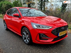 Ford Focus - 1.0 EcoBoost Hybrid ST Line . Camera . Navigatie