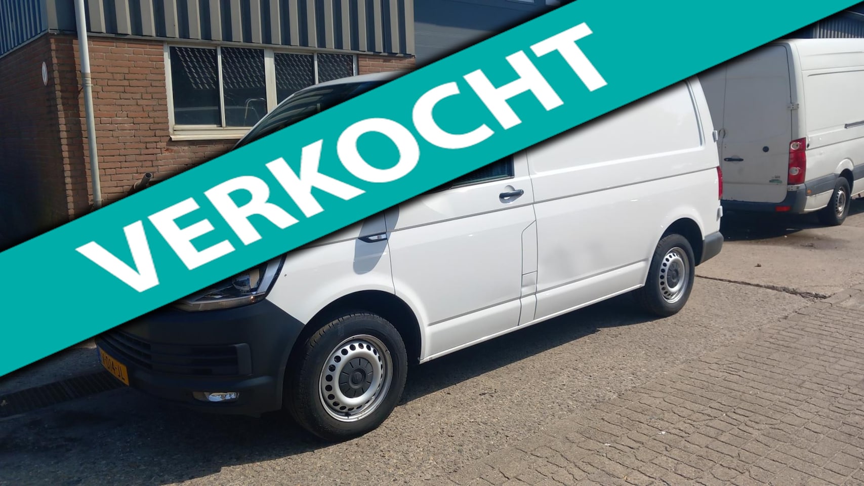 Volkswagen Transporter - 2.0 TDI L1H1 Highline airco - AutoWereld.nl