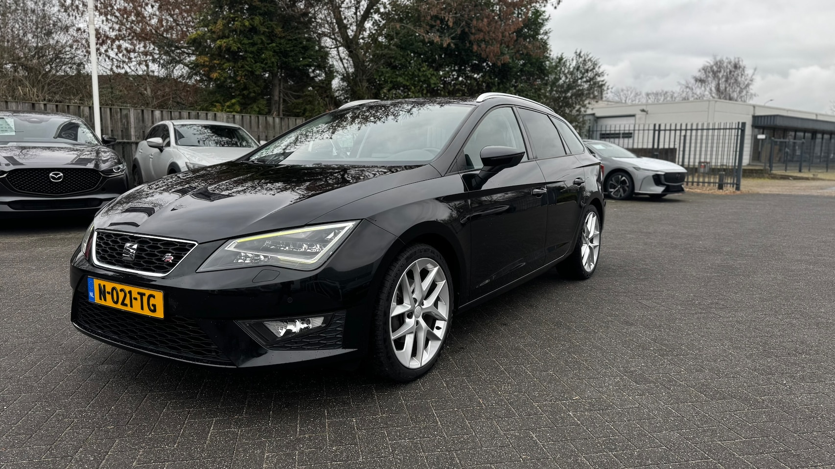 SEAT Leon ST - 1.4 TSI ACT FR CARPLAY/LED/STOELVERWARMING - AutoWereld.nl