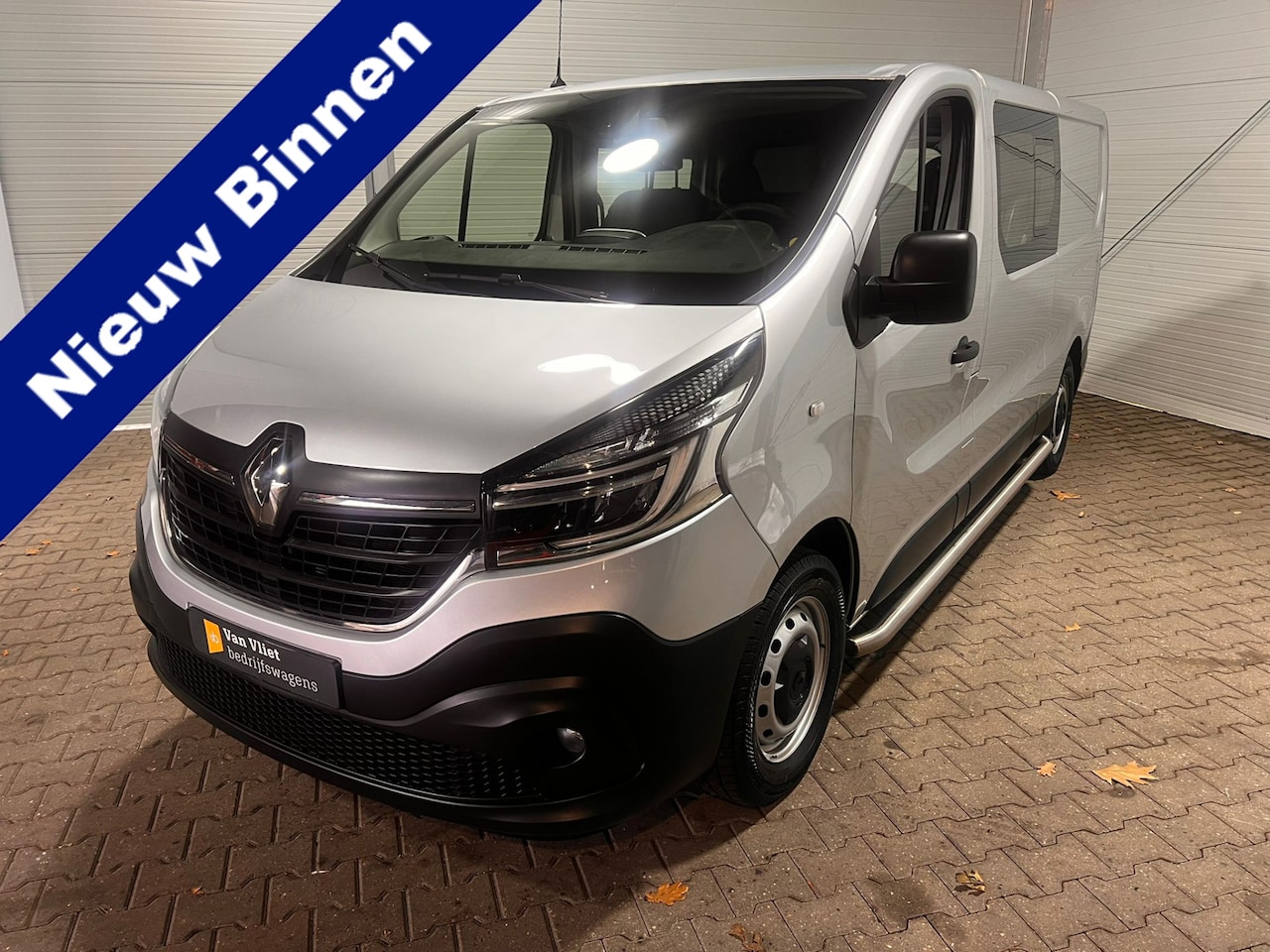 Renault Trafic - 2.0 dCi 145 T29 L2H1 DC Comfort VVB438 BPM vrij! Benut nu nog uw voordeel! - AutoWereld.nl