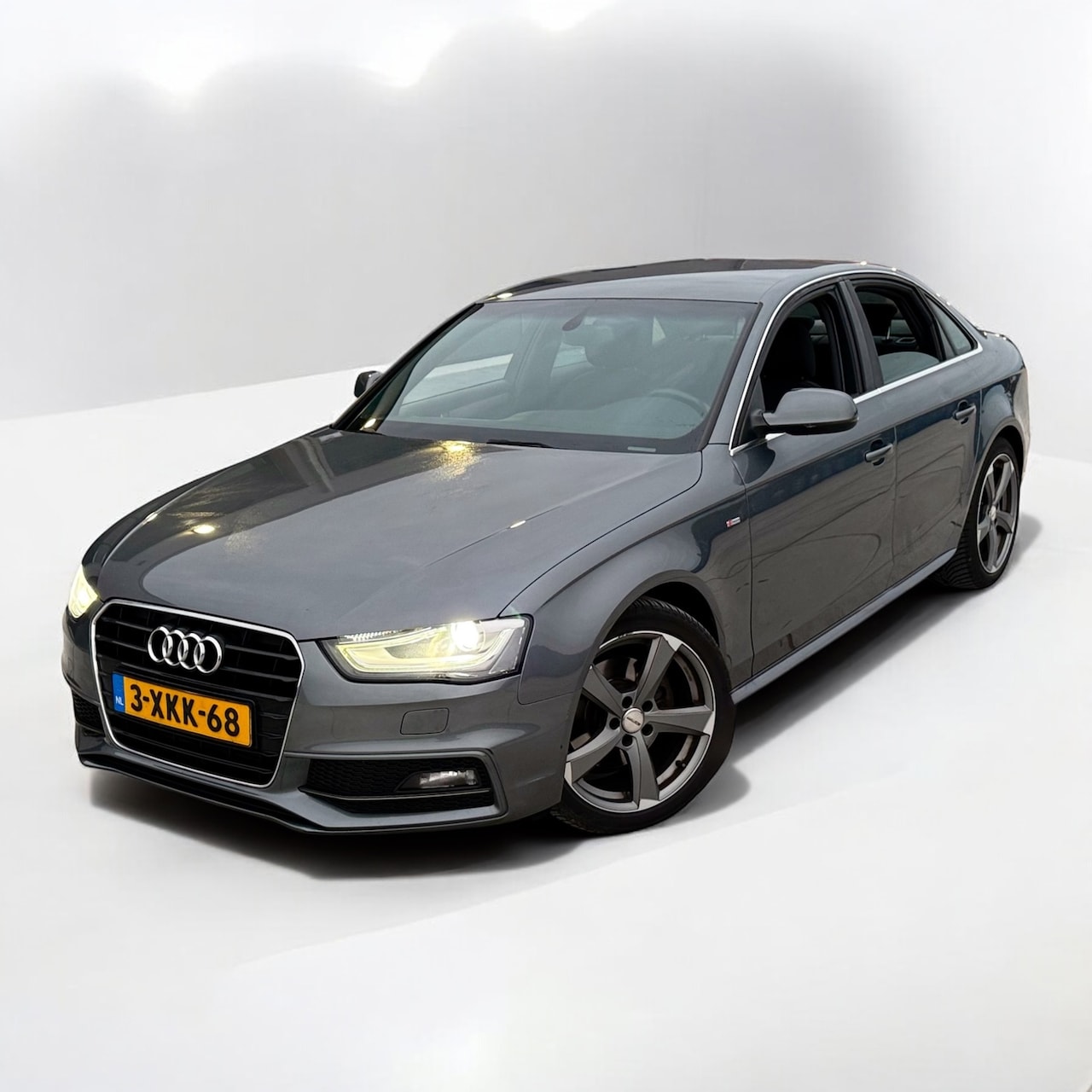 Audi A4 Limousine - 1.8 TFSIe Limited S Sport - AutoWereld.nl