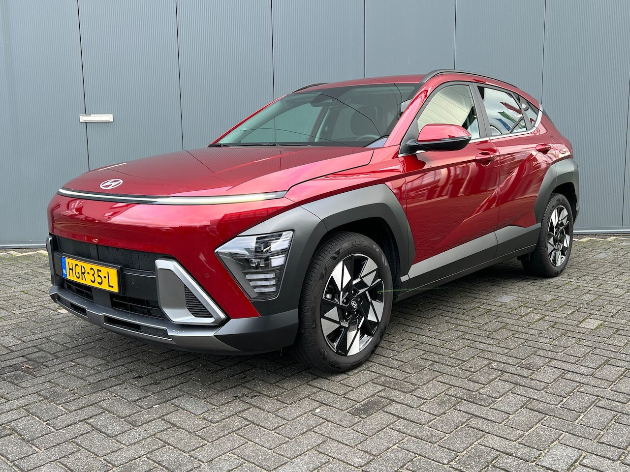 Hyundai Kona - 1.6 GDI 141pk HEV Comfort Smart | Camera | Draadloos carplay | Climate control | Adaptive - AutoWereld.nl