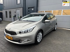Kia Cee'd Sportswagon - 1.6 GDI Comfort Pack 5DRS|Airco|Cruise Controle|Trekhaak|Nieuwe APK