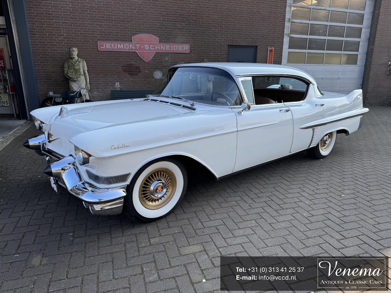 Cadillac De Ville - Sedan - AutoWereld.nl