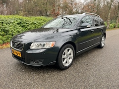 Volvo V50 - 2.4 Summum Volvo V50 2.4i 140PK 156dkm Summum Automaat Youngtimer TOP