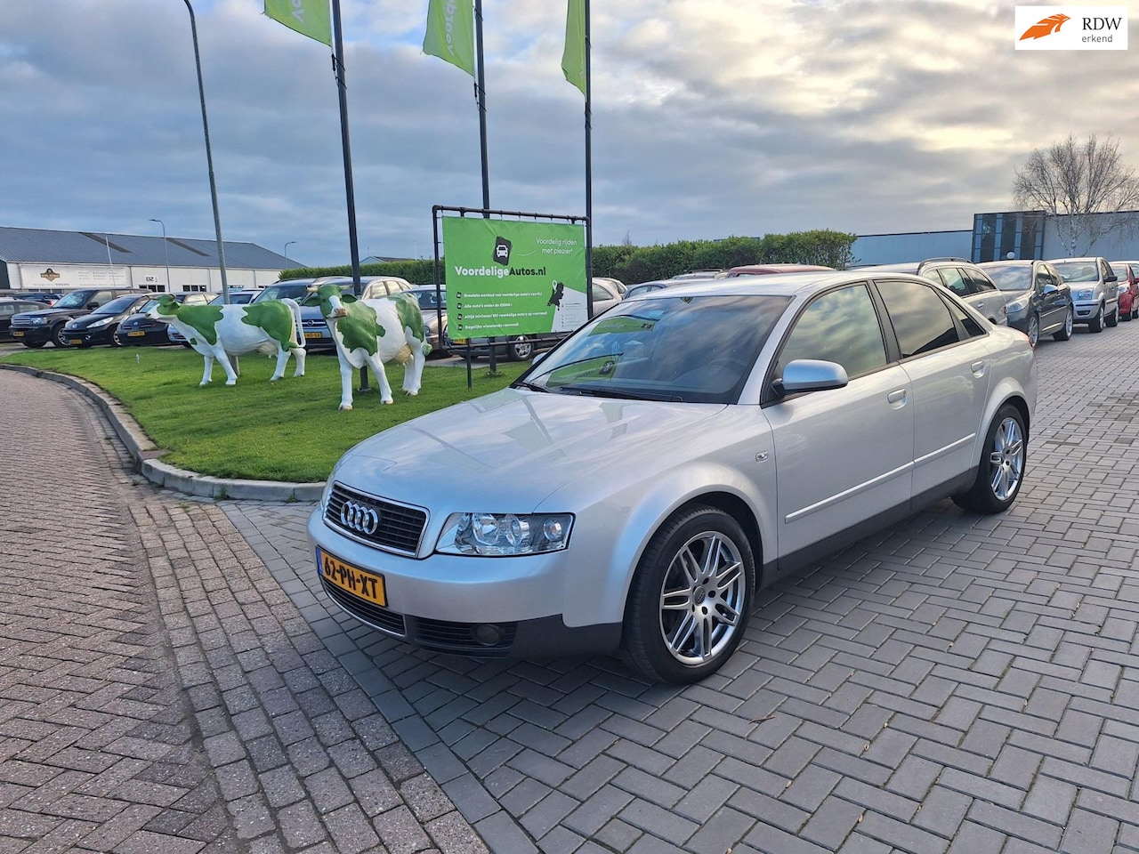 Audi A4 Limousine - 2.0 FSI / In zeer nette staat / APK t/m juni 2026 - AutoWereld.nl