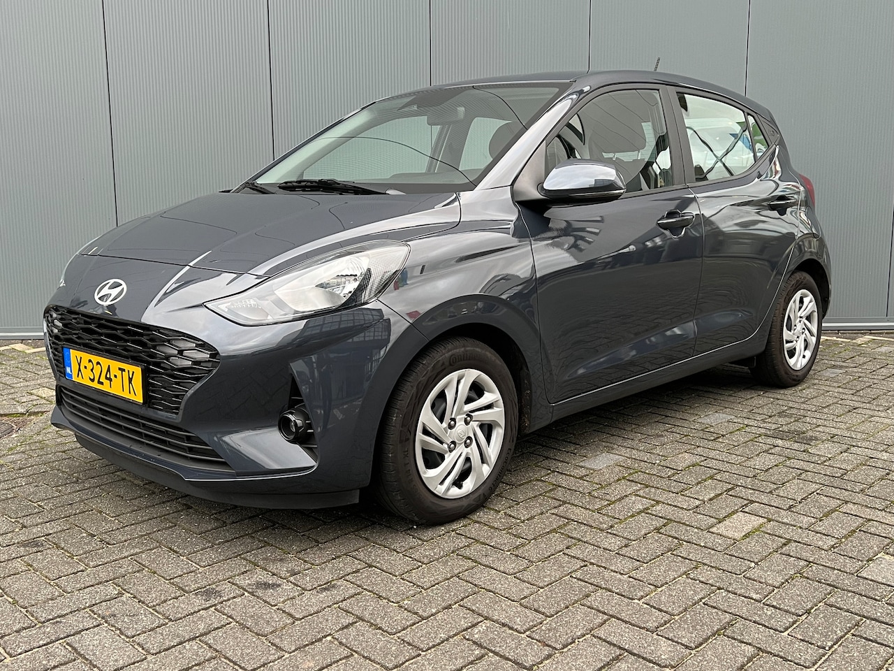 Hyundai i10 - 1.0 66pk Comfort Smart | LED | Airco | Carplay | Camera | Navigatie | Bluetooth | Cruiseco - AutoWereld.nl