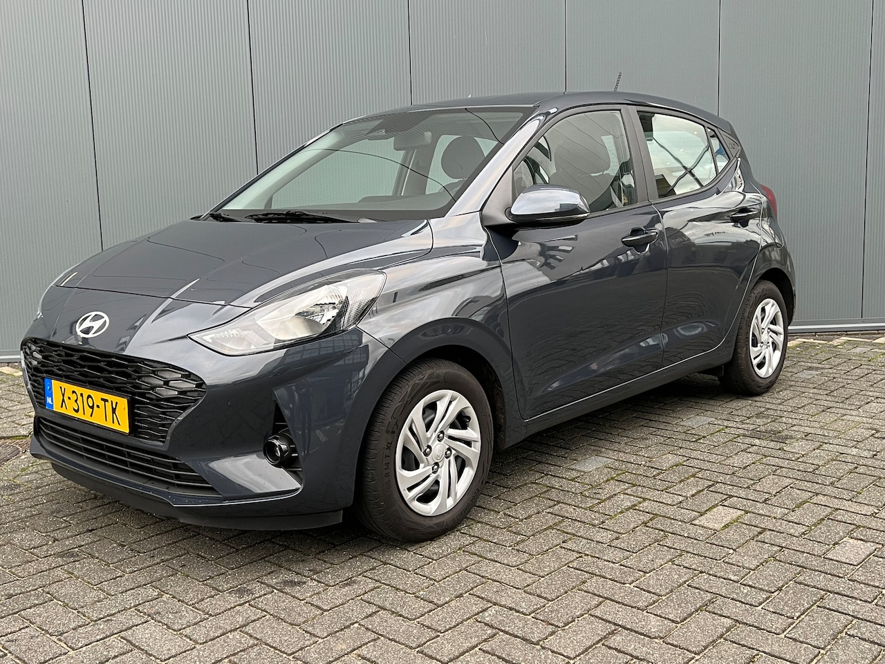Hyundai i10 - 1.0 66pk Comfort Smart | LED | Airco | Carplay | Camera | Navigatie | Bluetooth | Cruiseco - AutoWereld.nl