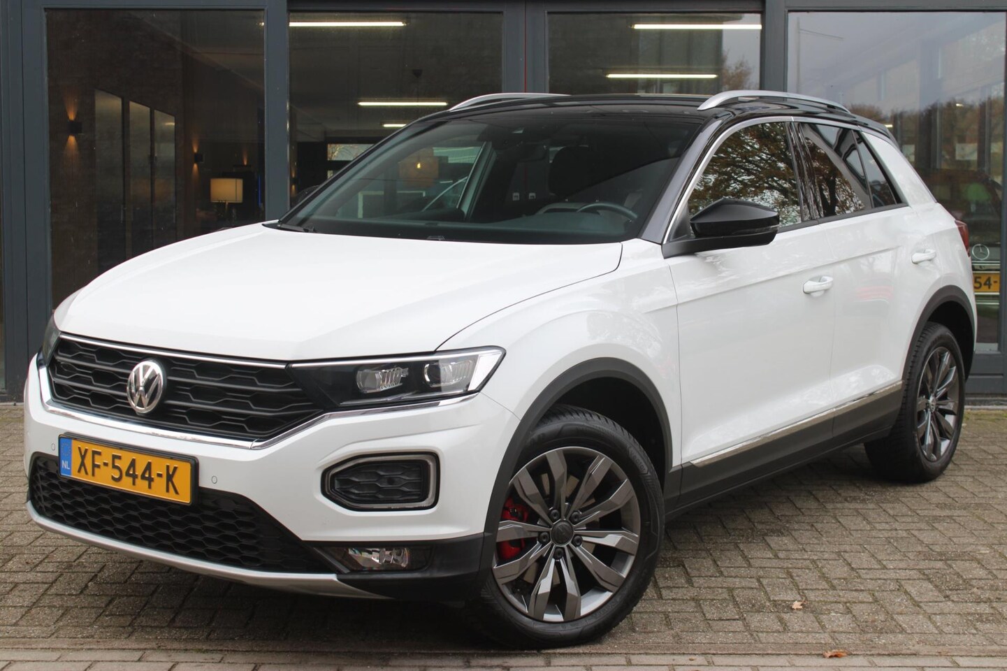 Volkswagen T-Roc - 1.0 TSI Sport | Adaptive Cruise | Virtual display |N.A.P.| Trekhaak 1300kg | Carplay | All - AutoWereld.nl