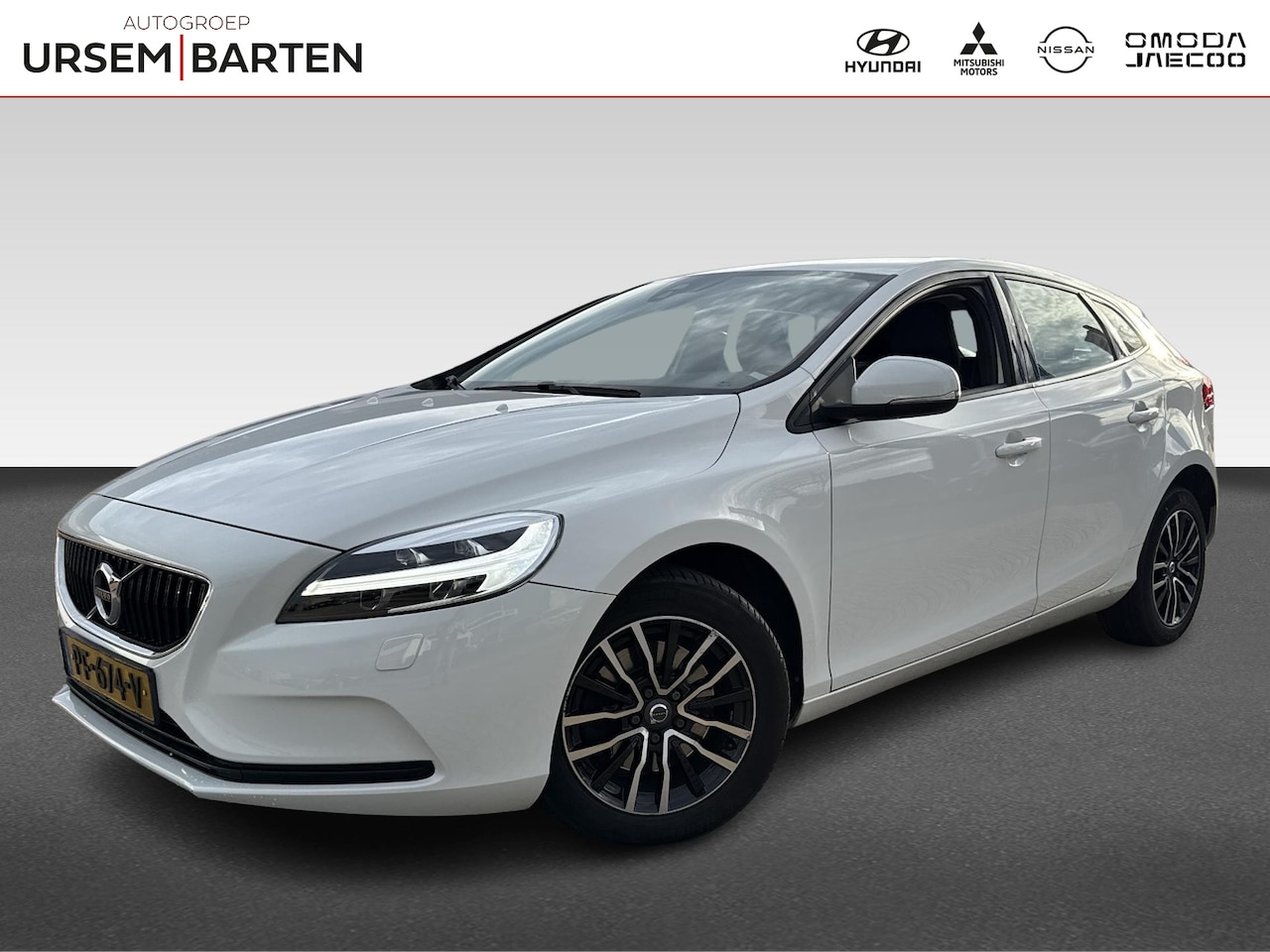 Volvo V40 - 2.0 T2 Nordic+ Leder - AutoWereld.nl