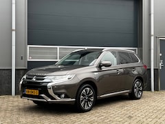 Mitsubishi Outlander - 2.0 PHEV Executive Edition bj.2015 Camera|Navi|Trekh|Nap