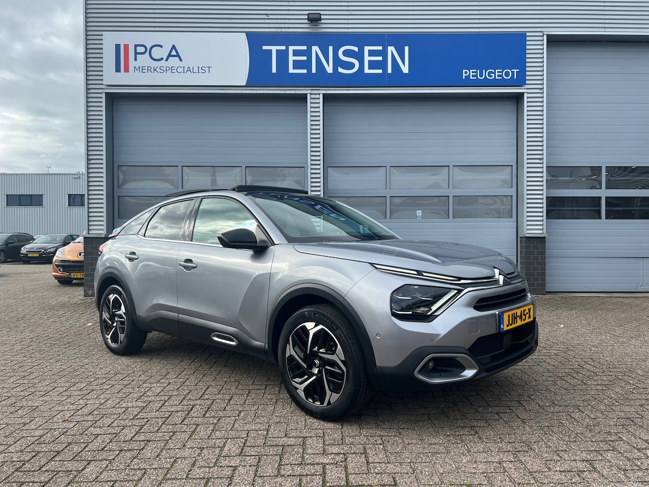 Citroën C4 - 1.2 130PK Shine | Automaat | Navigatie | Opendak | Keyless |Achteruitrijcamera | - AutoWereld.nl