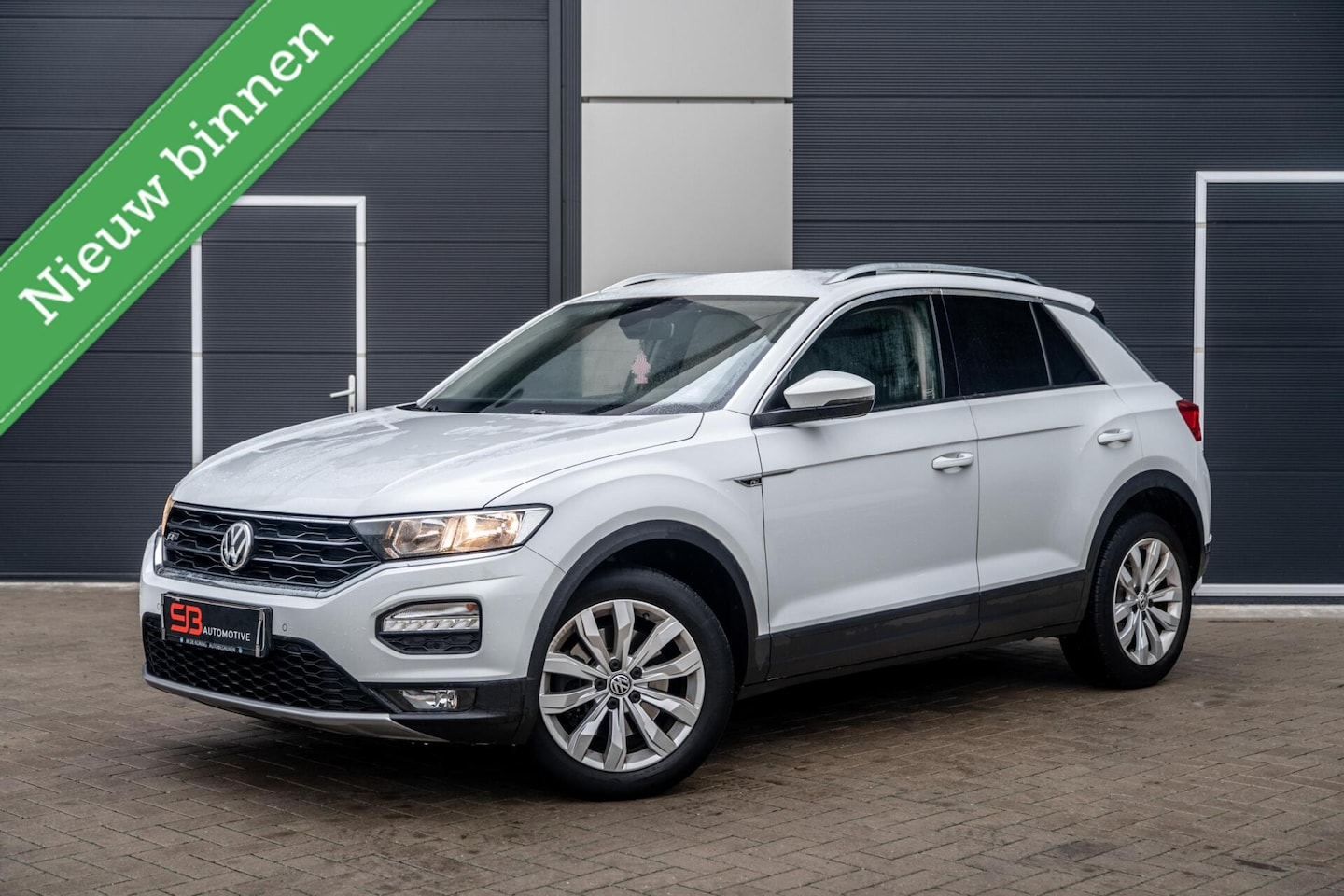 Volkswagen T-Roc - 1.0 TSI Style Trekhaak|Digital|Garantie! - AutoWereld.nl