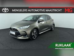Toyota Yaris - 1.5 Hybrid 115 First Edition | Rijklaar | LED | Camera | Navigatie | Keyless