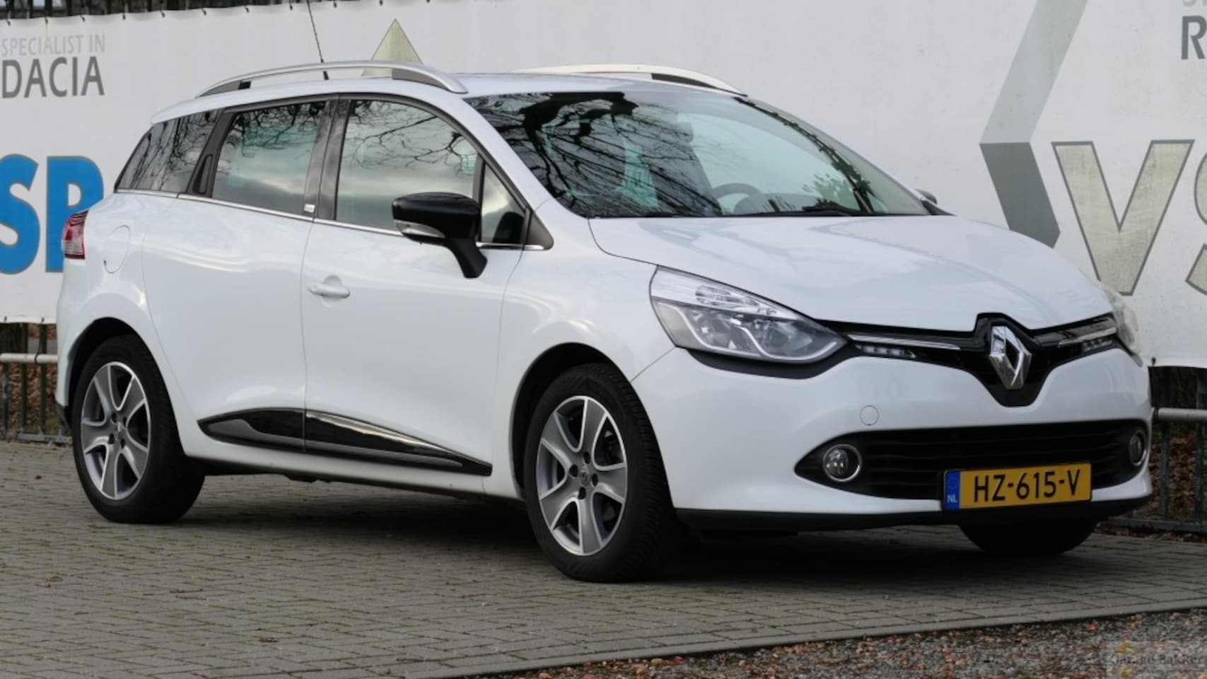Renault Clio Estate - Estate TCe 90 NightenDay - AutoWereld.nl
