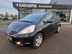 Honda Jazz - 1.2 Style Mode, Airco, Trekhaak, Parkeersensoren, Mistlampen voor