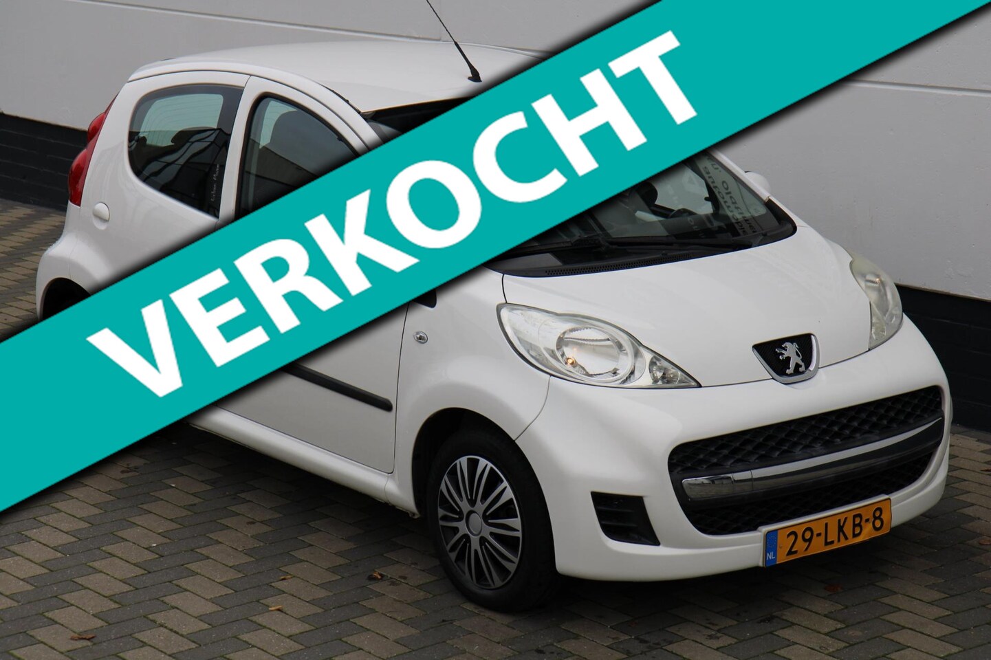 Peugeot 107 - 1.0-12V Urban Move 1ste Eigenaar Airco NAP !! - AutoWereld.nl