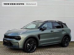 Lynk & Co 01 - 1.5 More Automaat / Panoramadak / Privacy Glass / Mineral Green metallic / 20" velgen