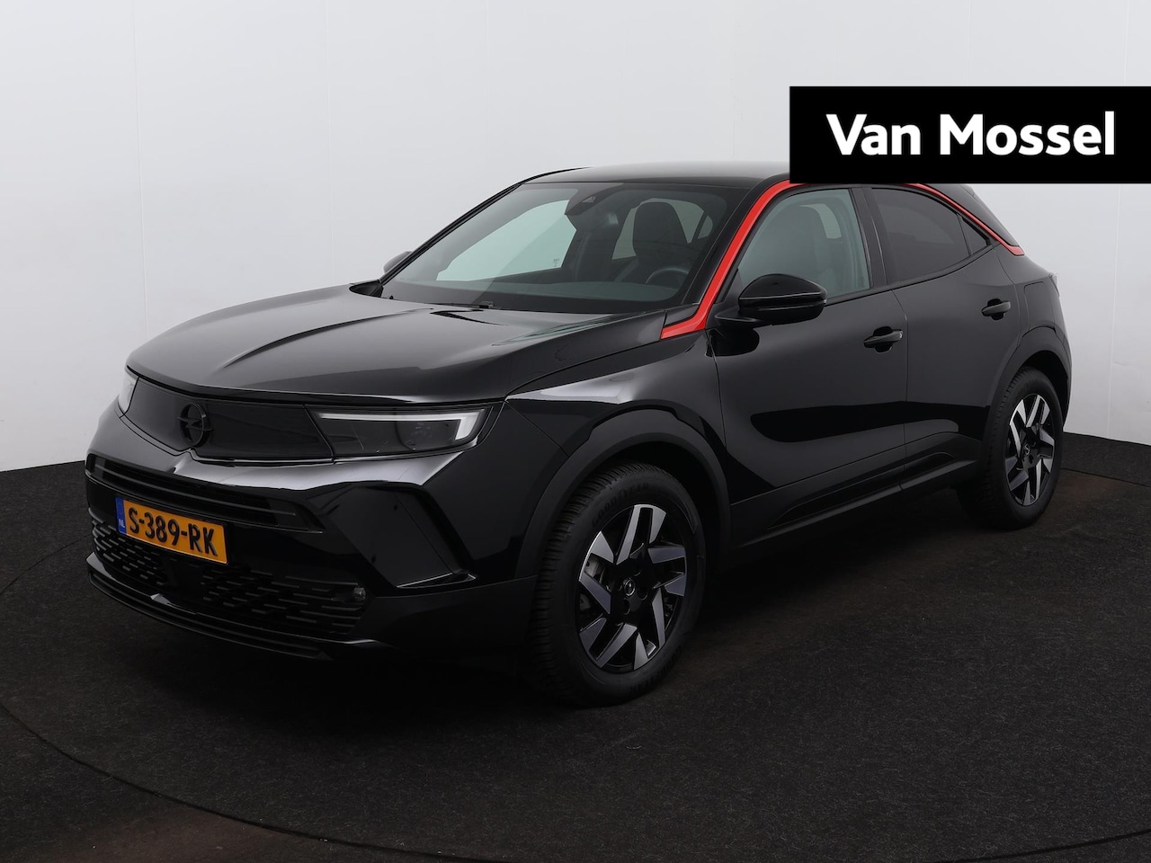 Opel Mokka-e - GS Line 50-kWh 11kw bl. | Parkeersensoren | Camera | Navigatie | 17'' L.M. Velgen | - AutoWereld.nl