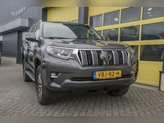 Toyota Land Cruiser - 2.8 D-4D-F Executive Window Van